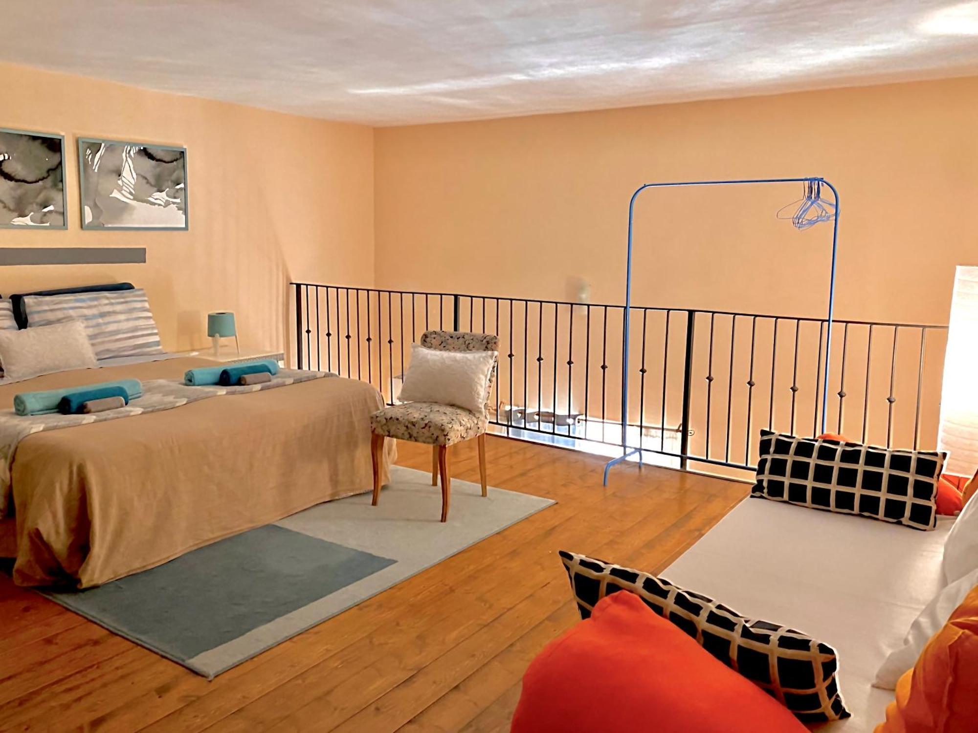 Sake Loft Apartment Катания Екстериор снимка