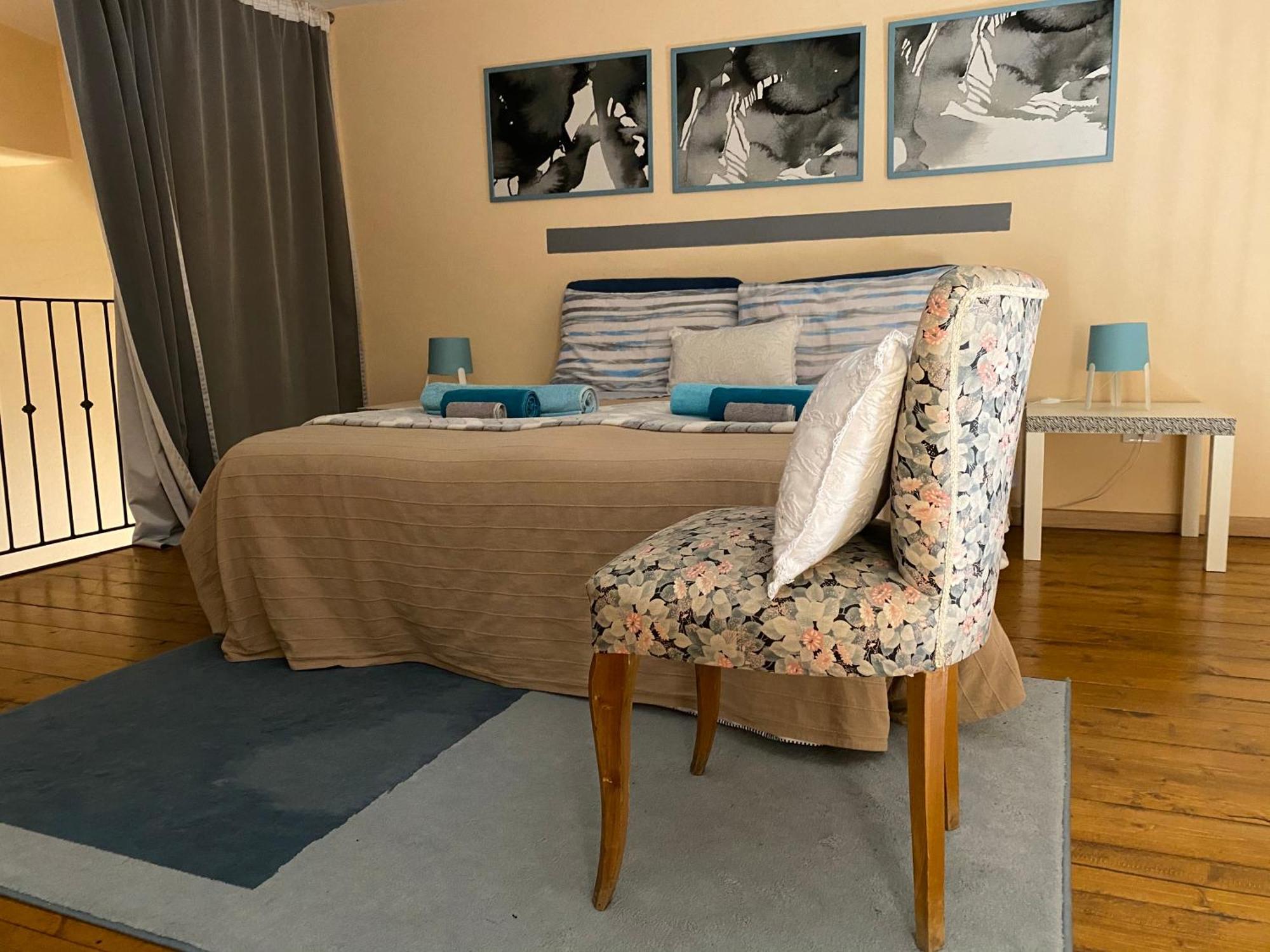 Sake Loft Apartment Катания Екстериор снимка