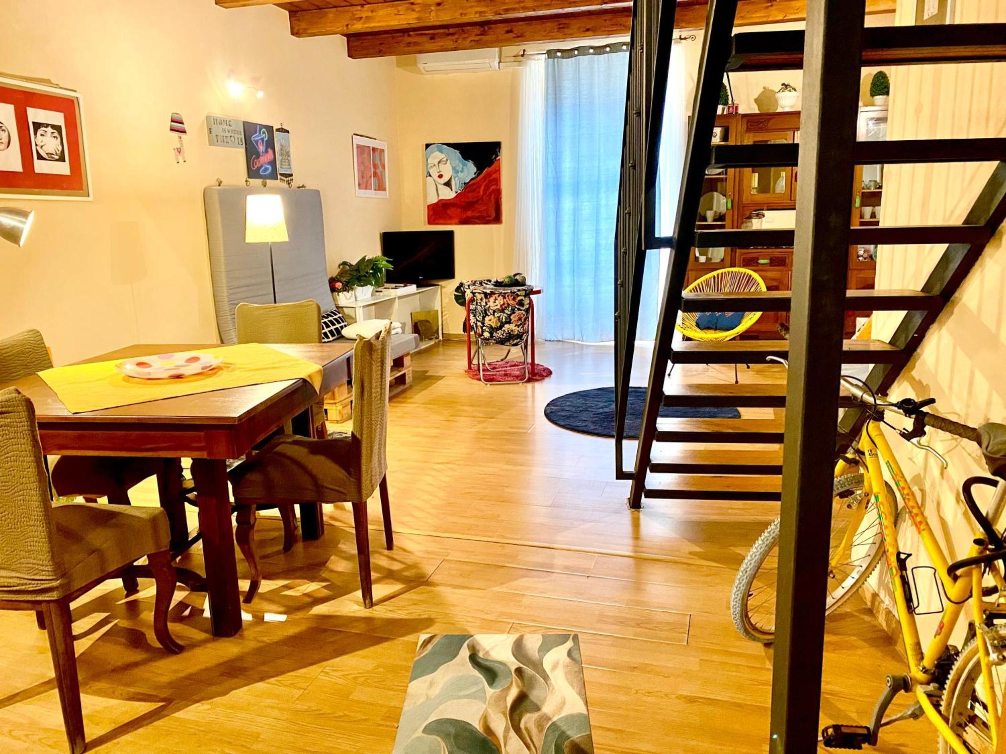 Sake Loft Apartment Катания Екстериор снимка